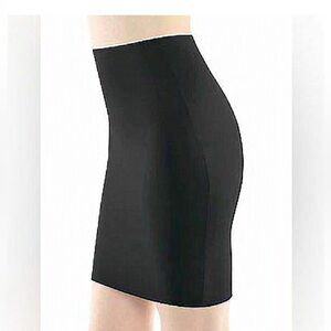 NWT SPANX Assets by Sara‎ Blakely Fantastic Firmers Slip Skirt Style Number